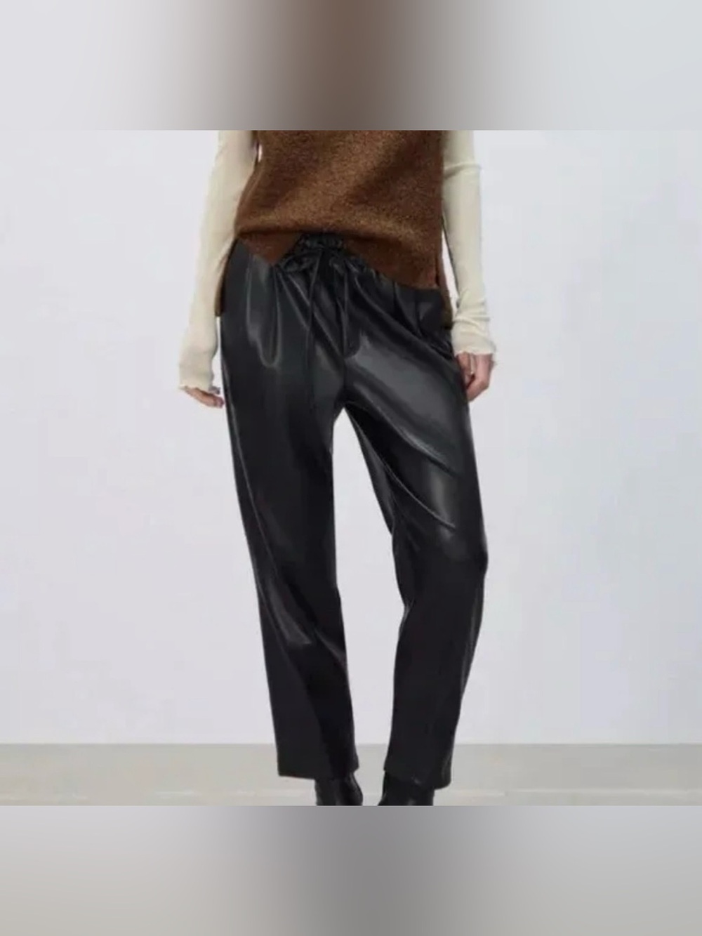 Zara Faux Leather “The Weekend” pants joggers cropped small